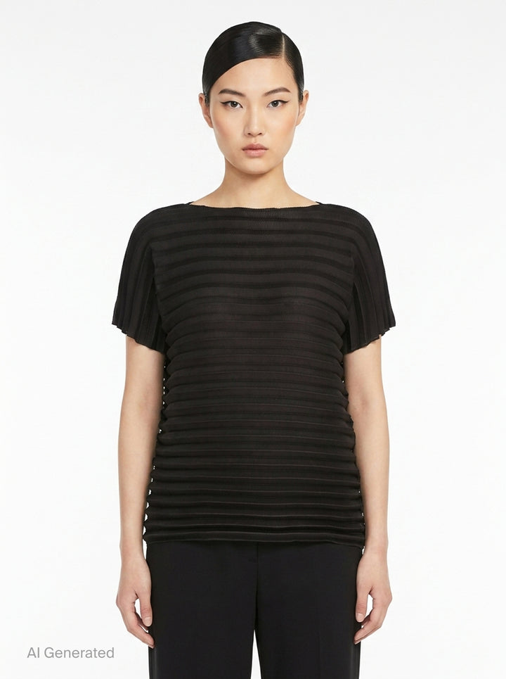Accordion Stretch Pleats | me Issey Miyake | Club21 - front