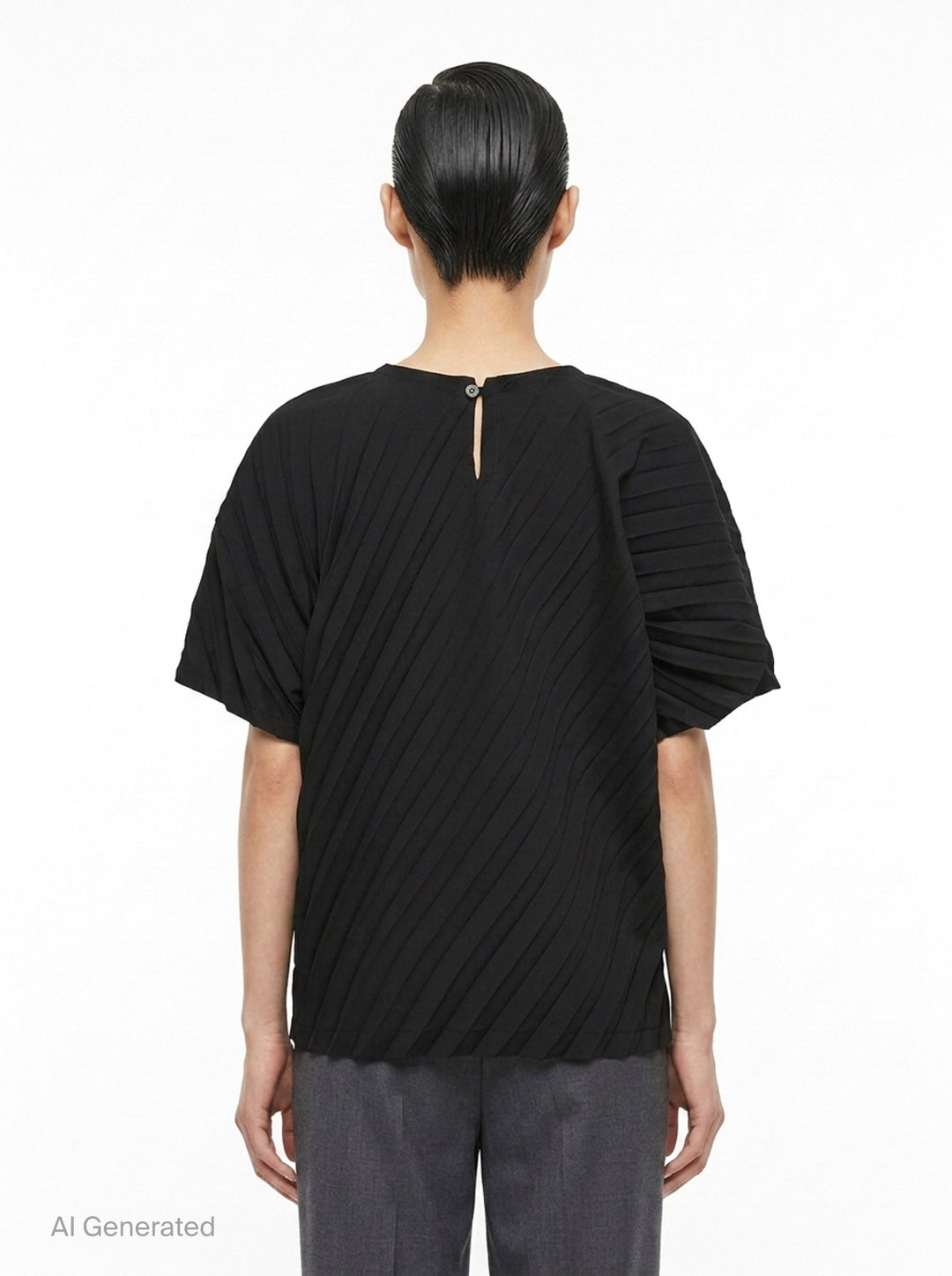 Angle Pleats Short Sleeve Top | me Issey Miyake | Club21 - back