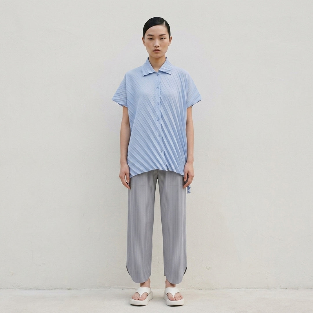 Angle Pleats Short Sleeve Top | me Issey Miyake | Club21 - lifestyle