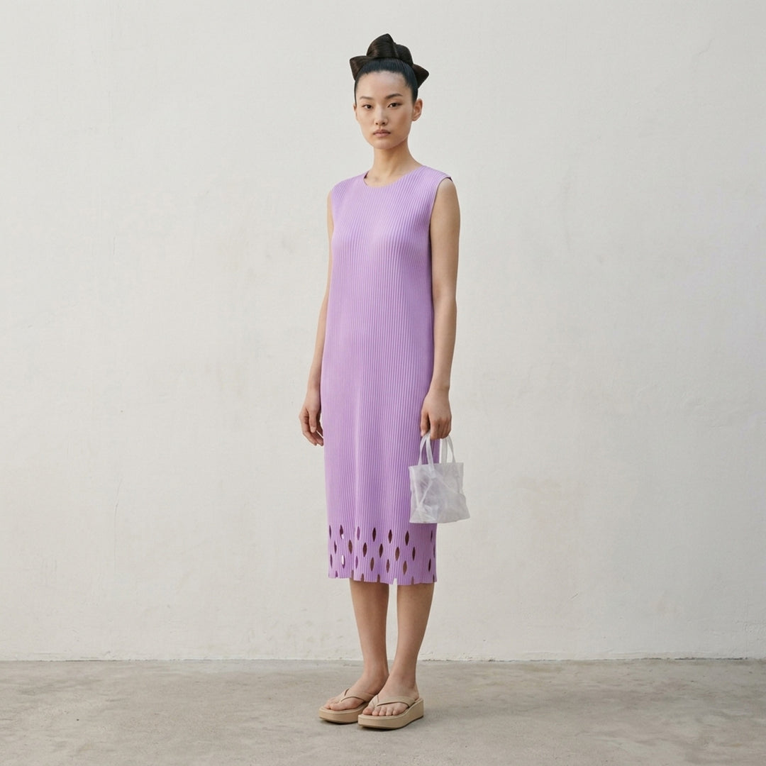 Aperture Pleats Dress | me Issey Miyake | Club21 - lifestyle