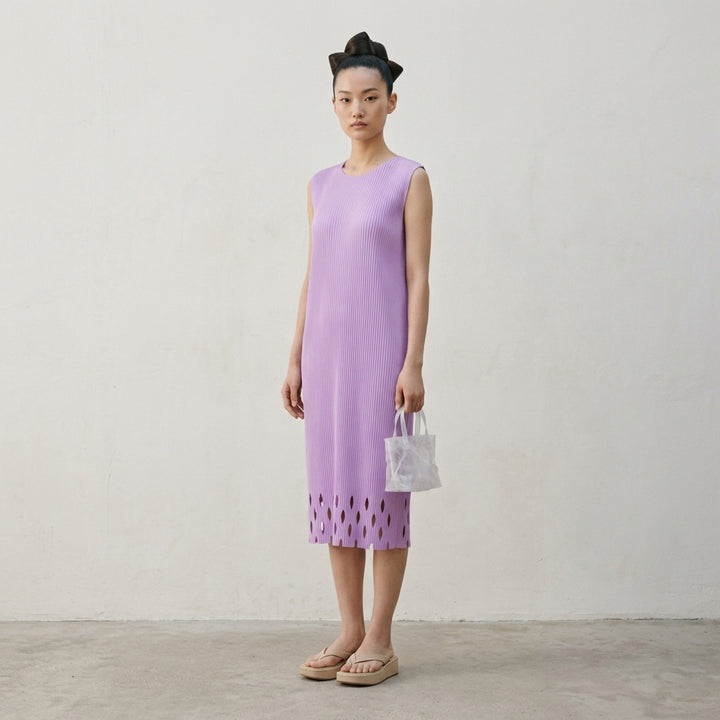 Aperture Pleats Dress | me Issey Miyake | Club21 - lifestyle