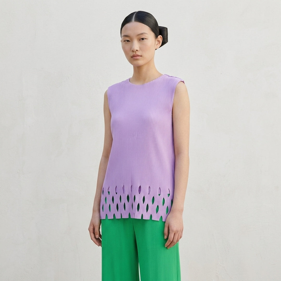 Aperture Pleats Tank Top | me Issey Miyake | Club21 - lifestyle