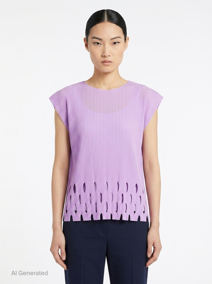 Aperture Pleats Top | me Issey Miyake | Club21 - front