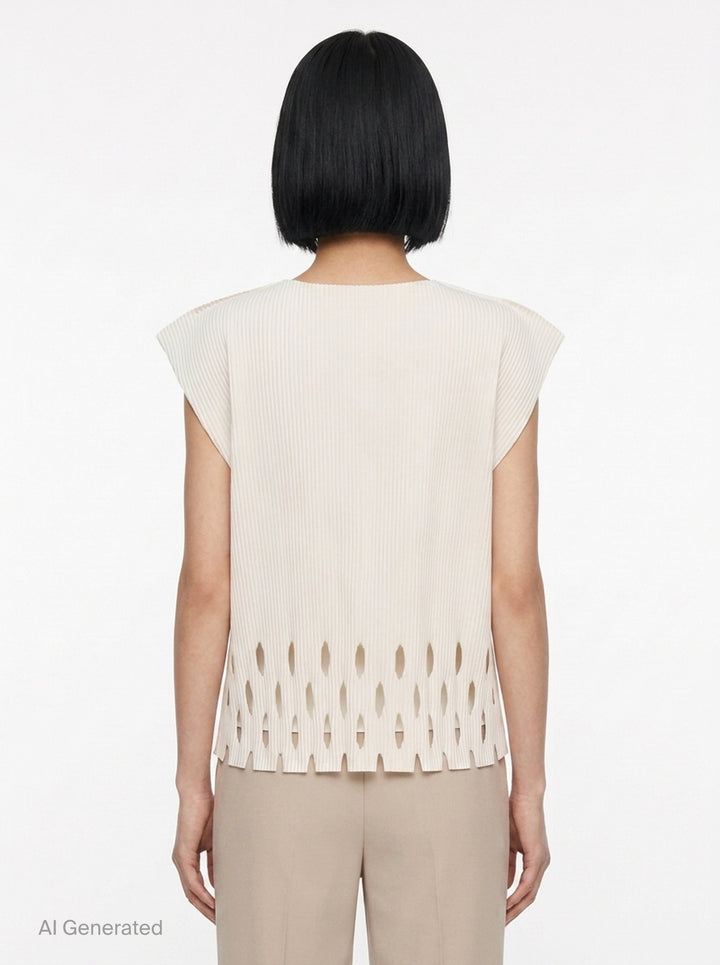 Aperture Pleats Top | me Issey Miyake | Club21 - back