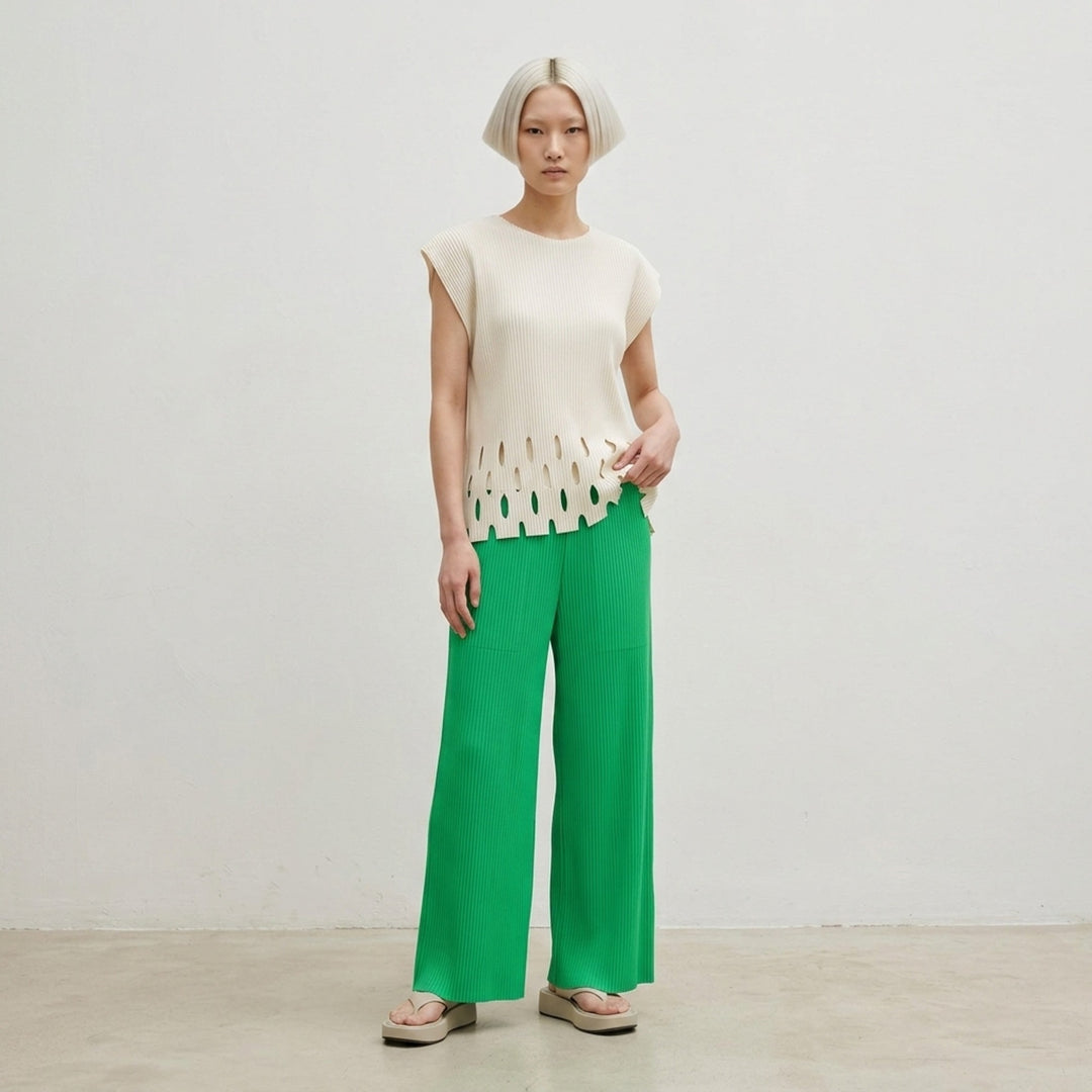 Aperture Pleats Top | me Issey Miyake | Club21 - lifestyle