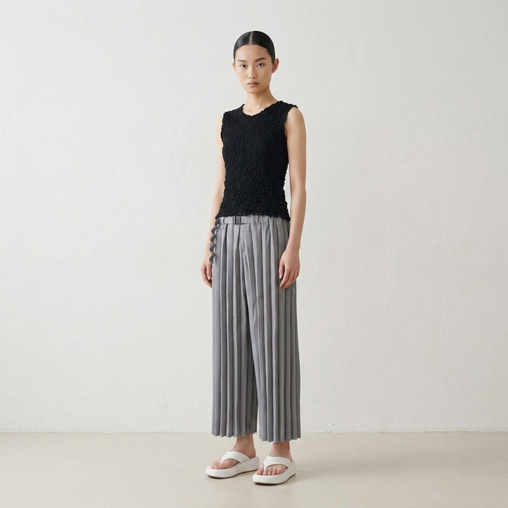 Cauliflower Basic Tank Top | me Issey Miyake | Club21 - lifestyle