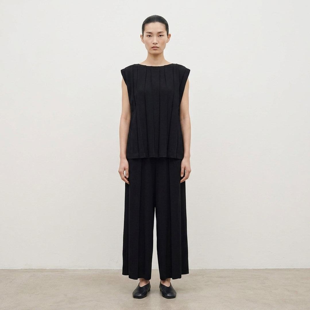 Cross Pleats | me Issey Miyake | Club21 - lifestyle