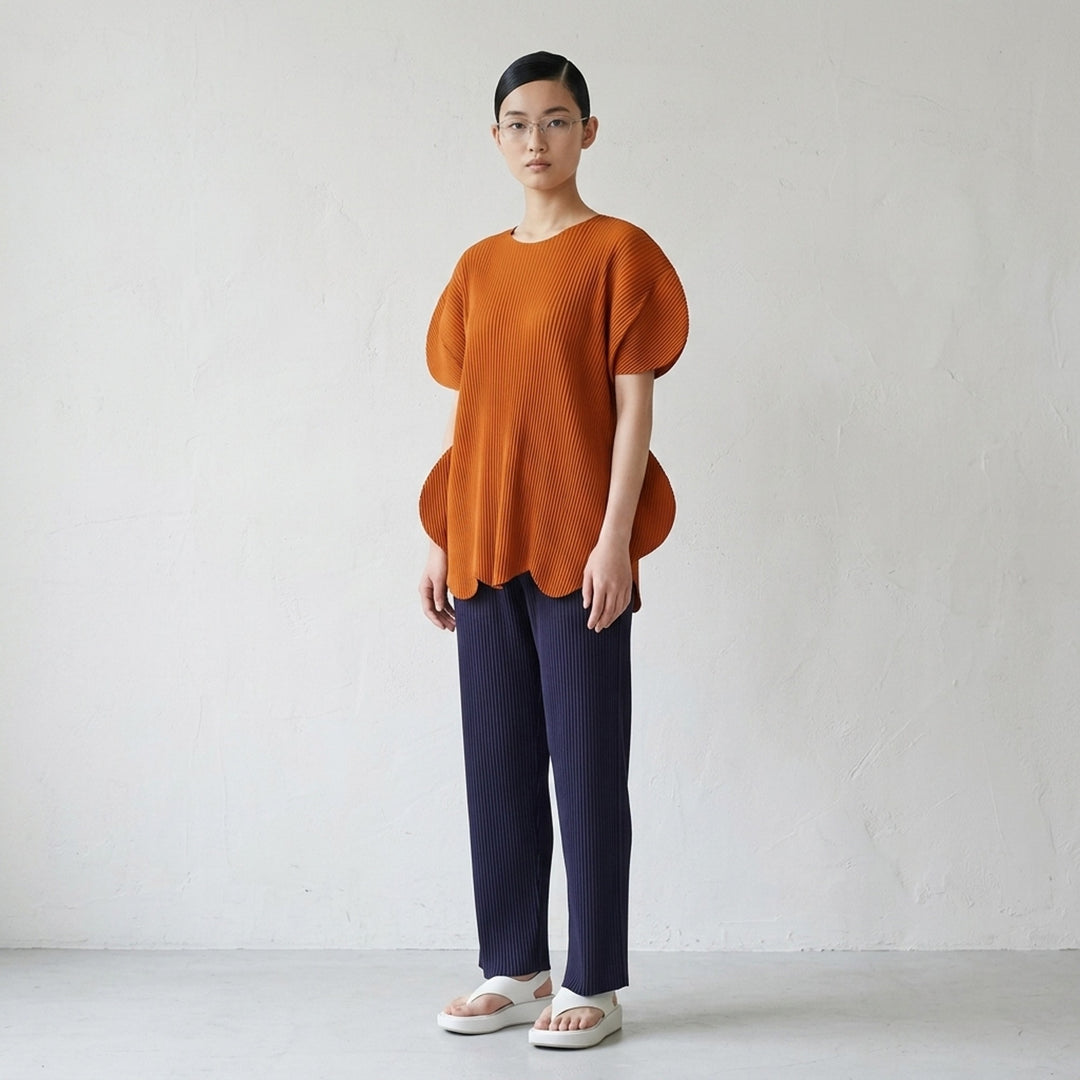 Dogu Pleats Top | me Issey Miyake | Club21 - lifestyle