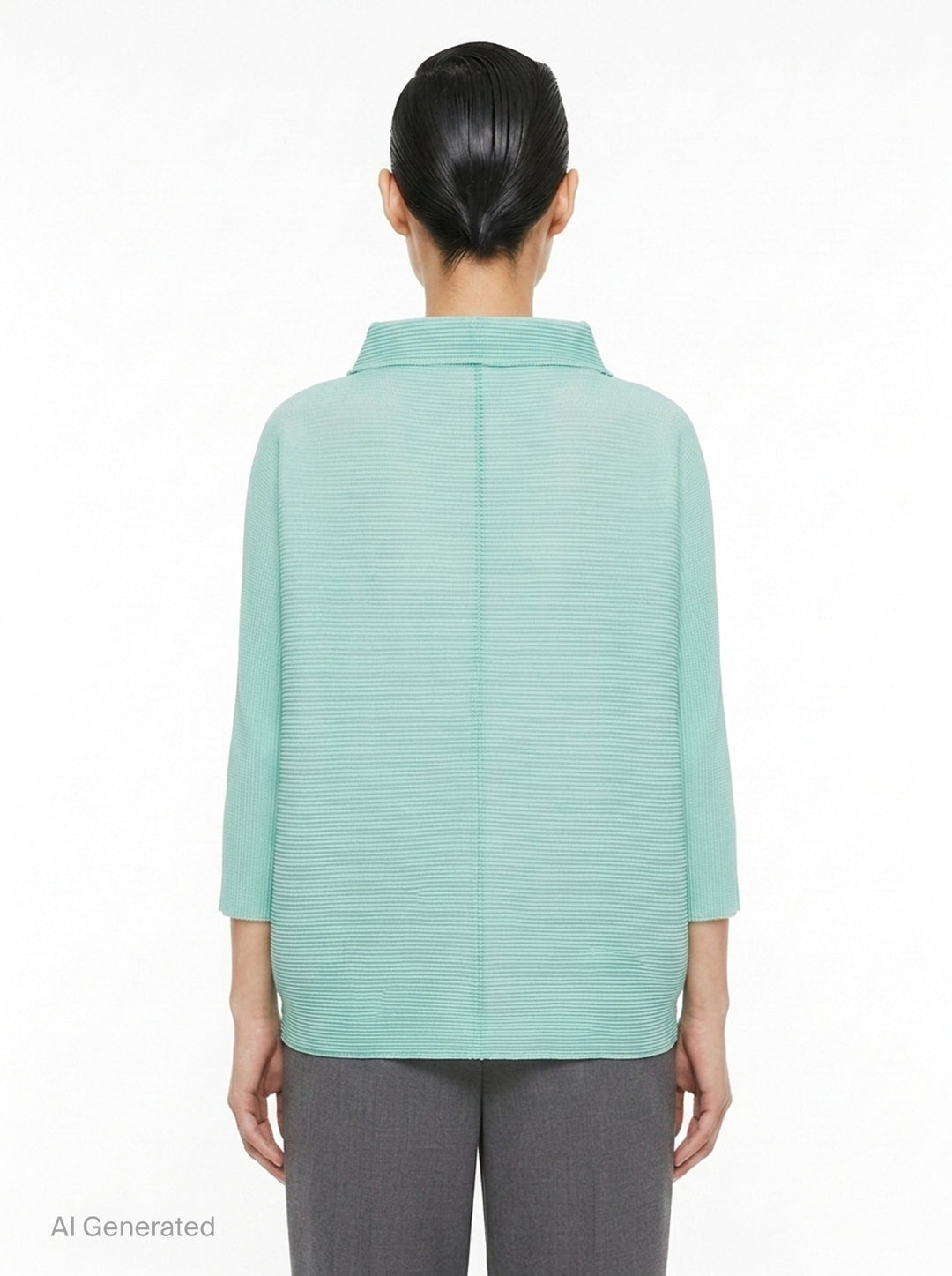Dolman Stretch Pleats 1 | me Issey Miyake | Club21 - back