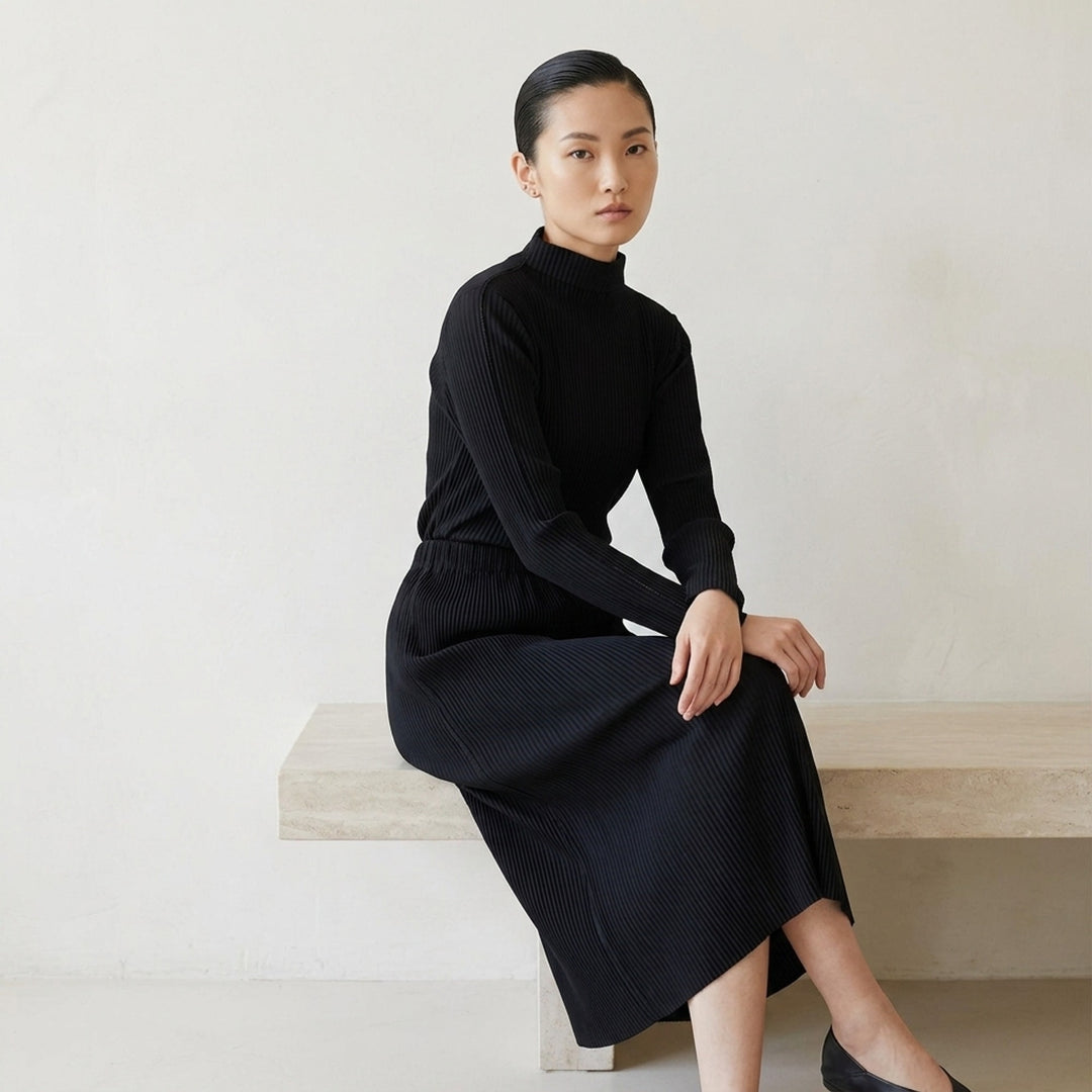 Fine Knit Pleats Black Skirt | me Issey Miyake | Club21 - lifestyle
