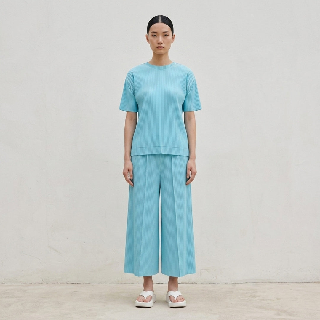 Fine Knit Pleats Color 1 | me Issey Miyake | Club21 - lifestyle