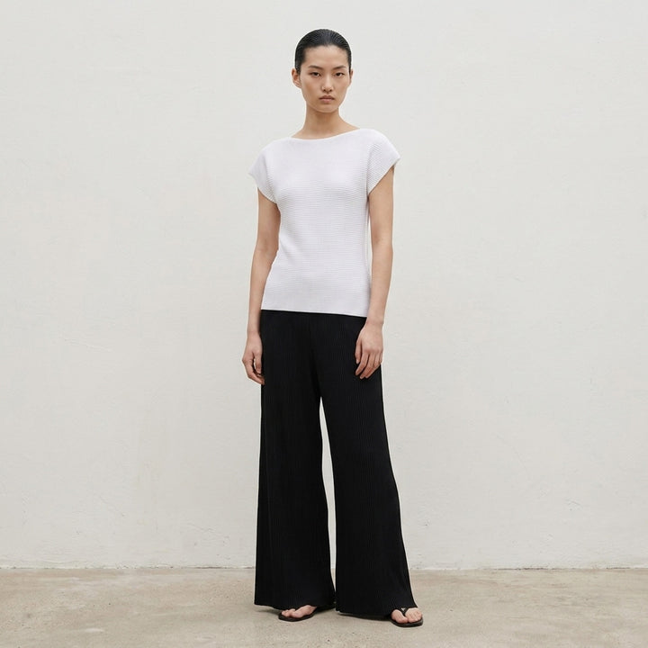 Knit Stretch Pleats Top | me Issey Miyake | Club21 - lifestyle