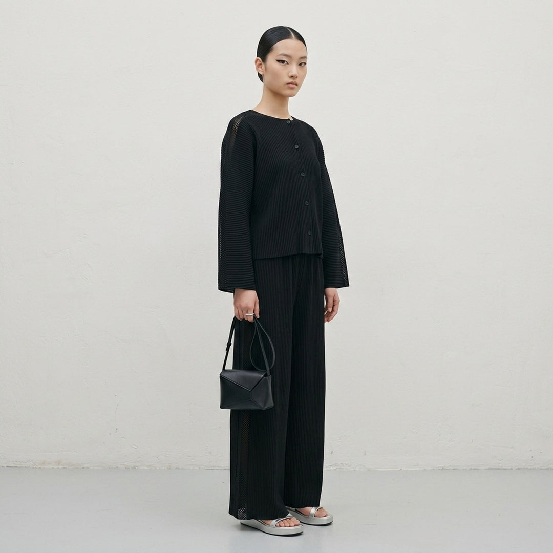 Mesh Pleats | me Issey Miyake | Club21 - lifestyle