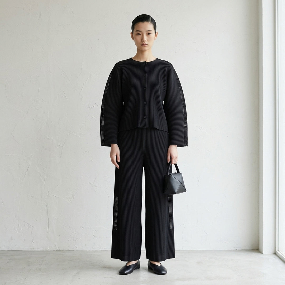 Mesh Pleats | me Issey Miyake | Club21 - lifestyle