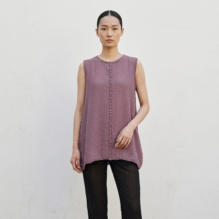 me Issey Miyake sleeveless tunic in textured polycotton crepe with ruffled centre-front seam and round neckline - lifestyle