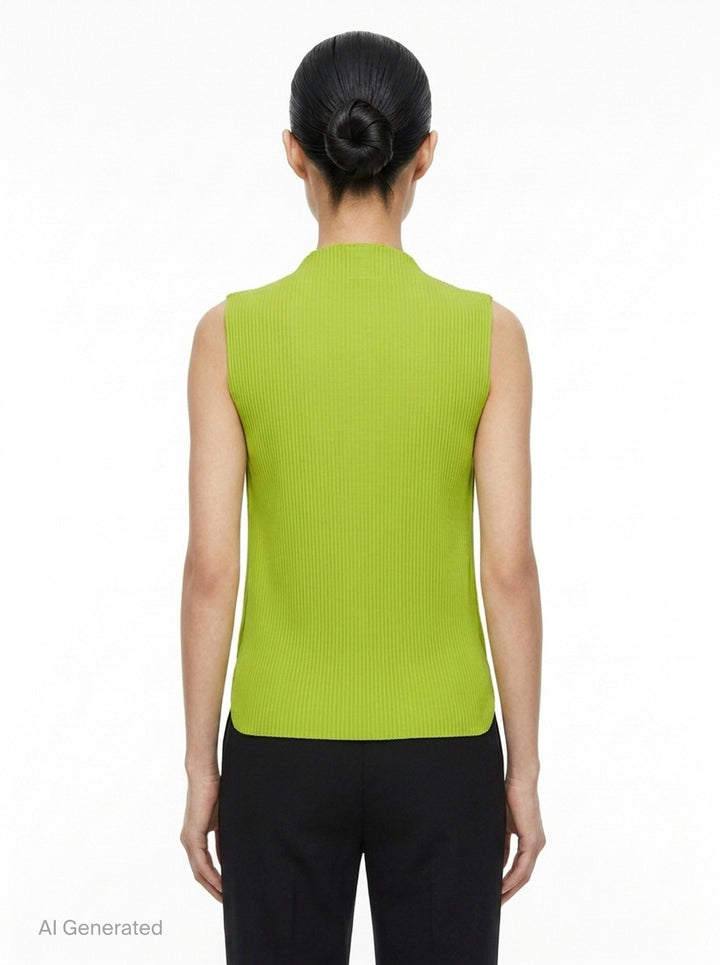 Round Pleats | me Issey Miyake | Club21 - back
