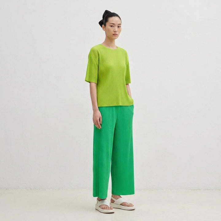 Round Pleats | me Issey Miyake | Club21 - lifestyle
