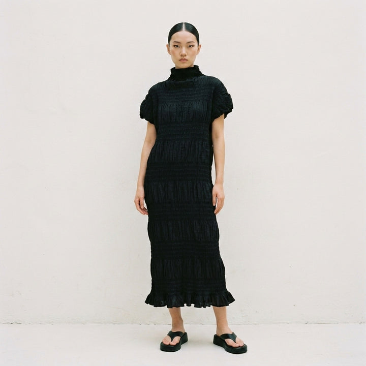 Shrink Stripe | me Issey Miyake | Club21 - lifestyle