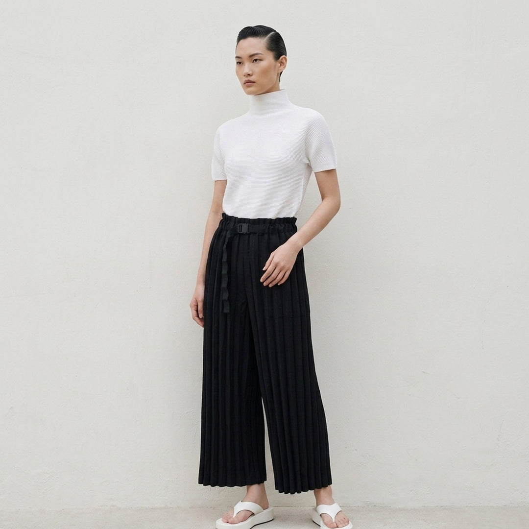 Stretch Pleats High Neck Top | me Issey Miyake | Club21 - lifestyle