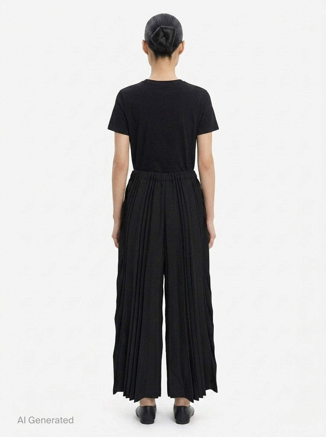 Tower Pleats Bottom | me Issey Miyake | Club21 - back