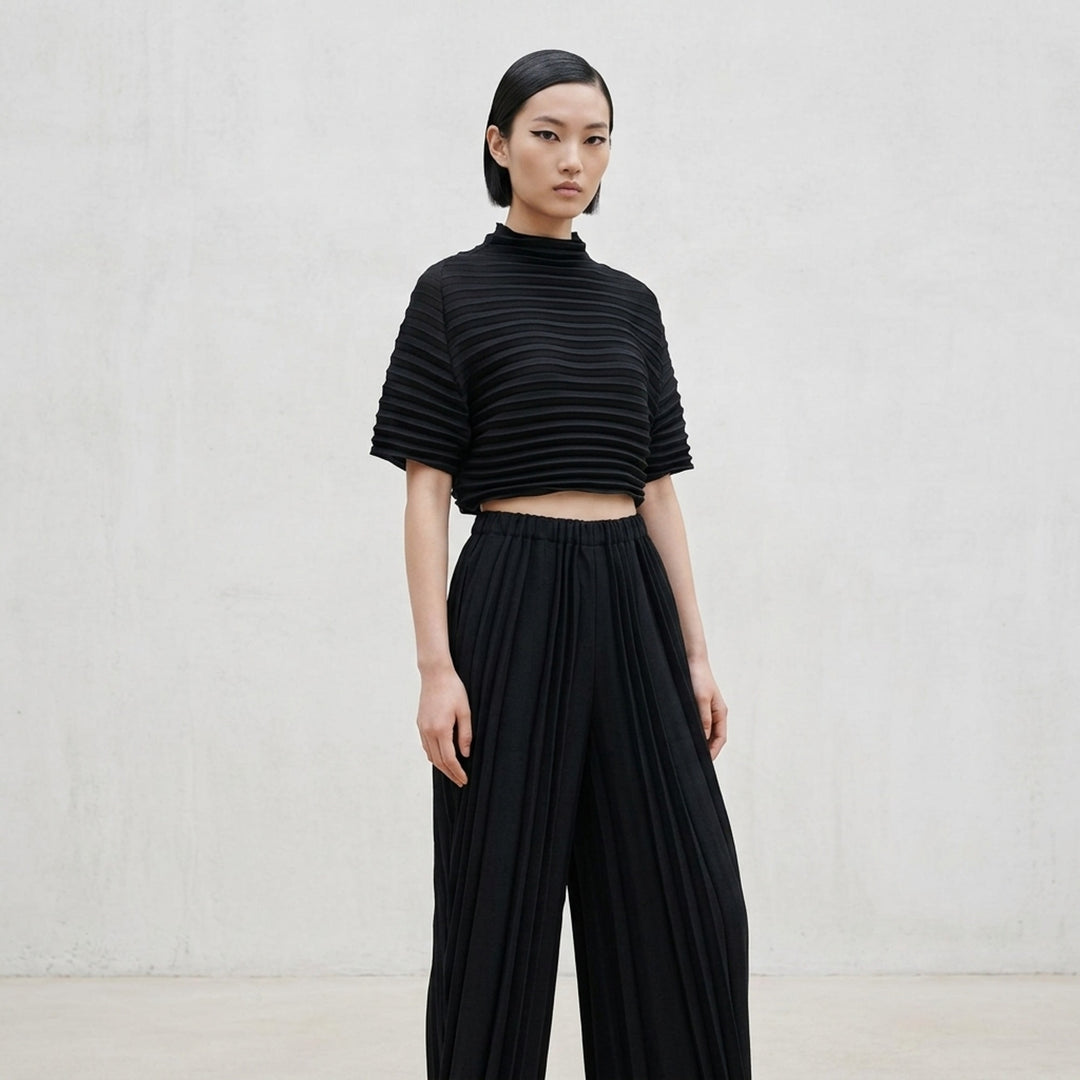 Tower Pleats Bottom | me Issey Miyake | Club21 - lifestyle