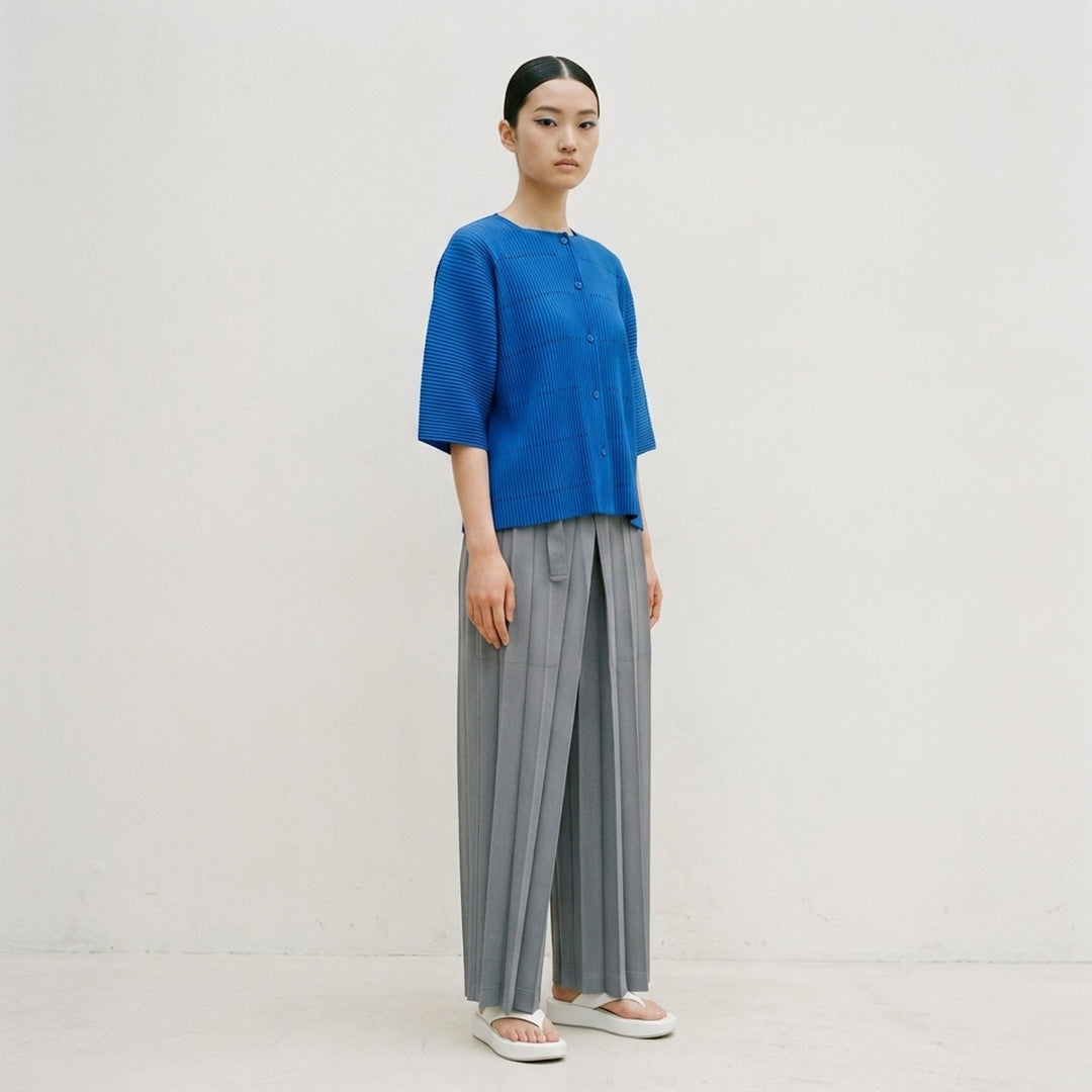 Tower Pleats | me Issey Miyake | Club21 - lifestyle