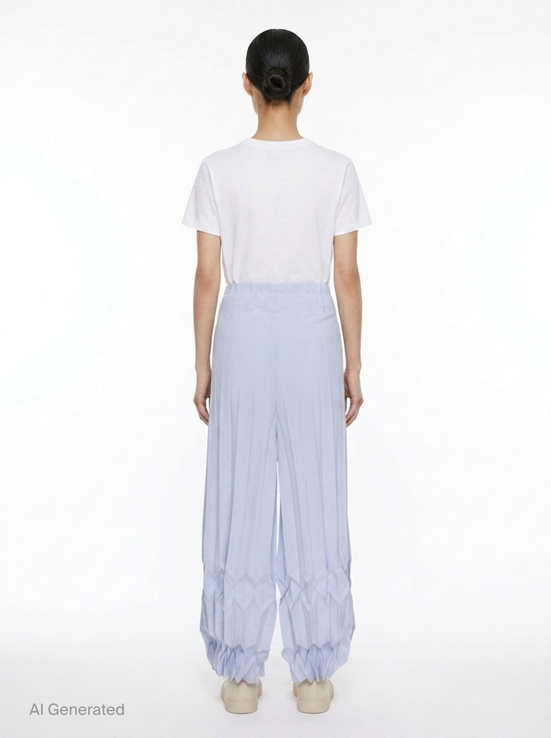 Tree Pleats | me Issey Miyake | Club21 - back