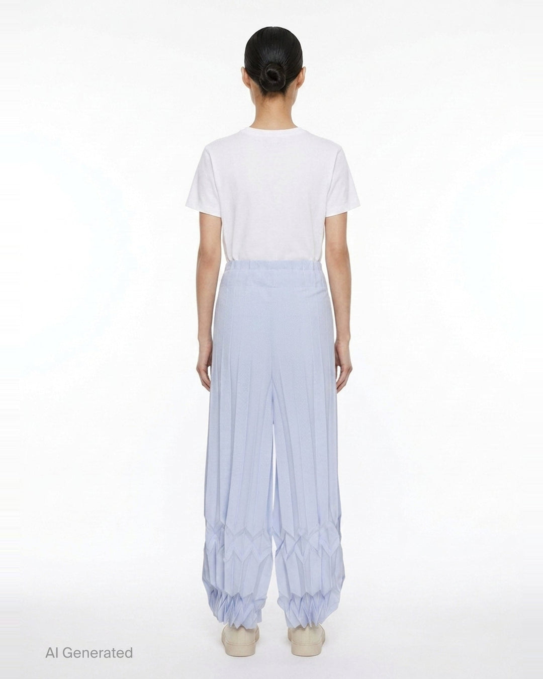 Tree Pleats | me Issey Miyake | Club21 - back