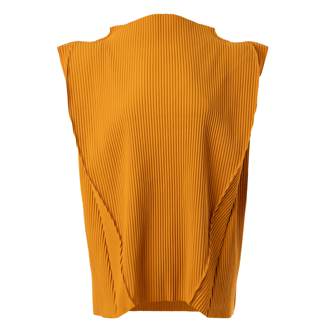 meISSEYMIYAKE_CurvePleatsHighNeckTop_Lightbrown