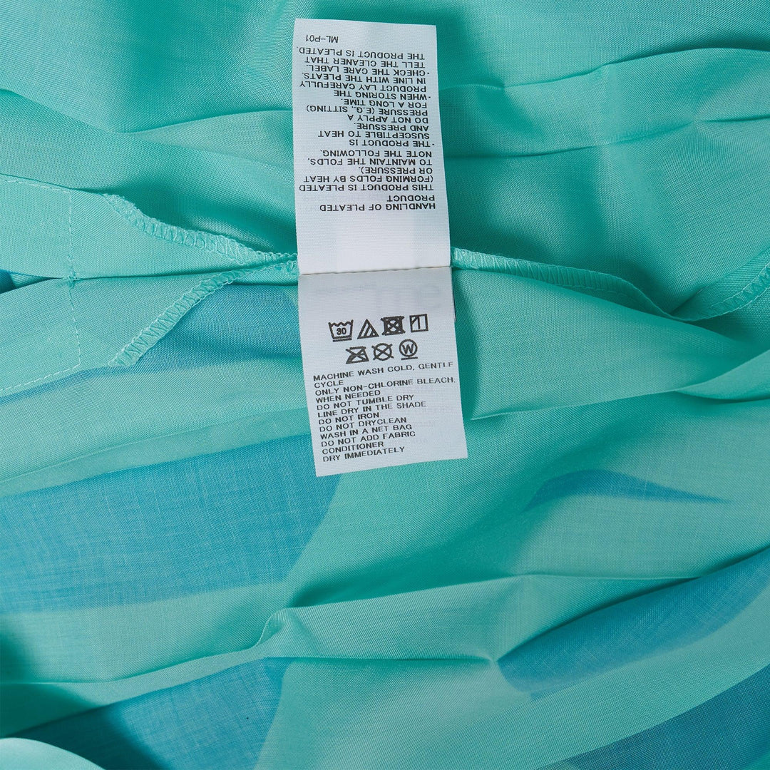 Club21 - me ISSEY MIYAKE - Bottle Pleats Shirt - PLEATED TOPS - Green-Hued