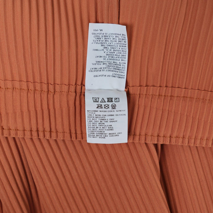 Club21 - me ISSEY MIYAKE - Fine Knit Pleats Bottom 1 Stripe Pants - PLEATED PANTS - Apricot