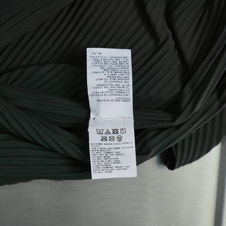 Club21 - me ISSEY MIYAKE - Fringe Pleats Cardigan - PLEATED CARDIGANS - Dark Green