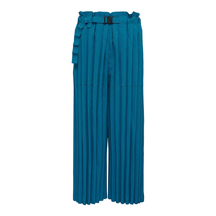 Club21 - me ISSEY MIYAKE - Ripple Pleats Pants - PLEATED PANTS - Cyan