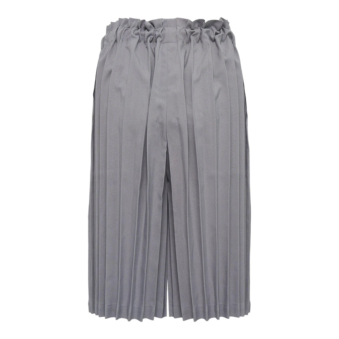 Club21 - me ISSEY MIYAKE - Ripple Pleats Shorts - PLEATED SHORTS - Gray
