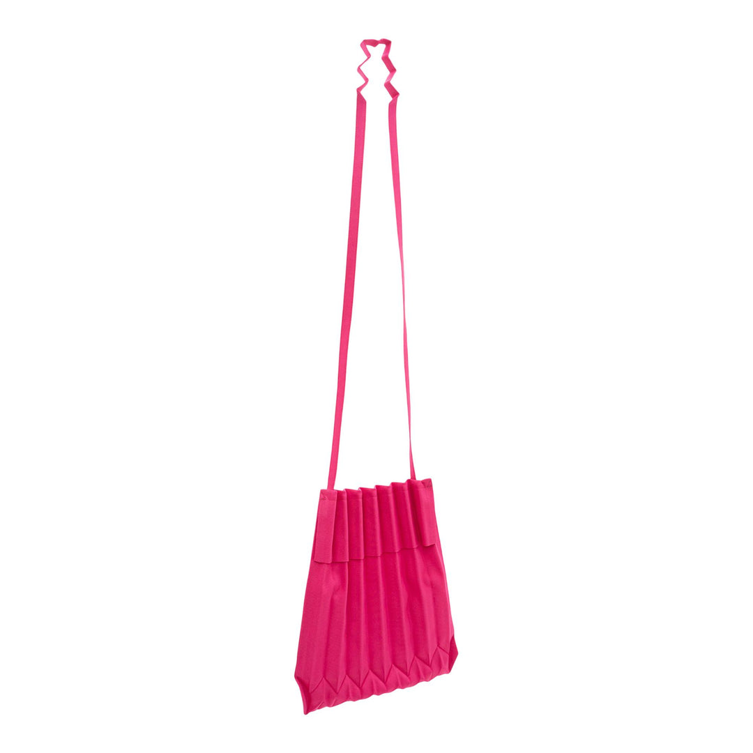 me ISSEY MIYAKE TRUNK PLEATS Bag 12 Cross Body Magenta 3