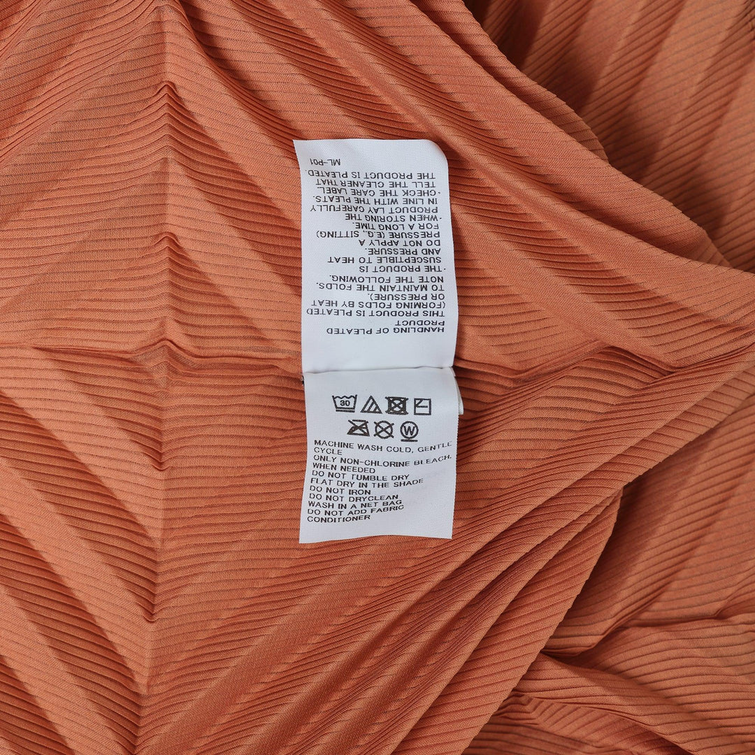 Club21 - me ISSEY MIYAKE - Zig Zag Pleats Short Sleeve High Neck Top - PLEATED TOPS - Apricot