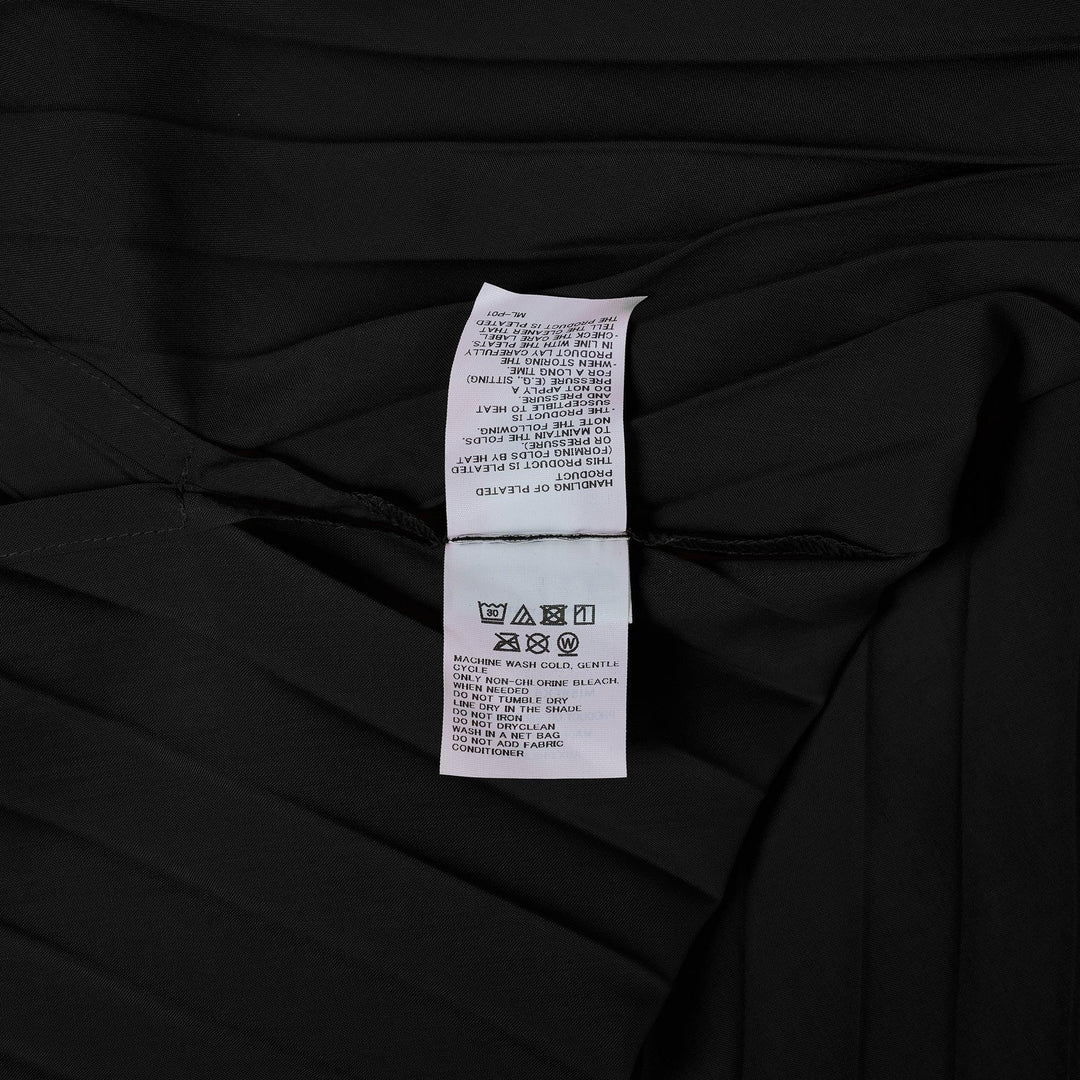 Club21 - me ISSEY MIYAKE - Zig Zag Pleats Short Sleeve High Neck Top - PLEATED TOPS - Black