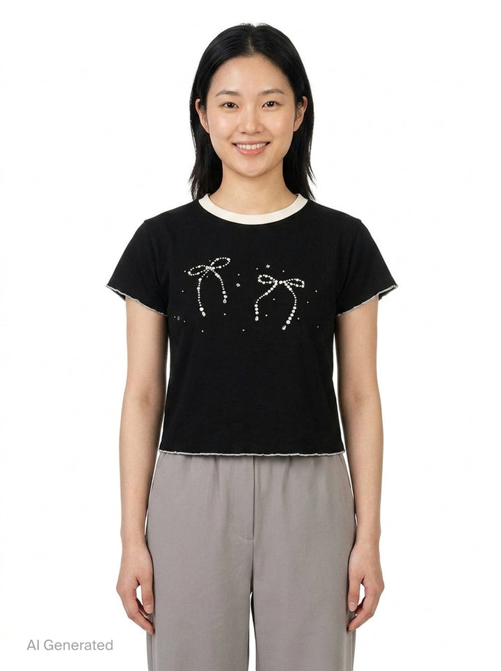 Pearl Bow Embellished Tee | Nineties | Club21 - front