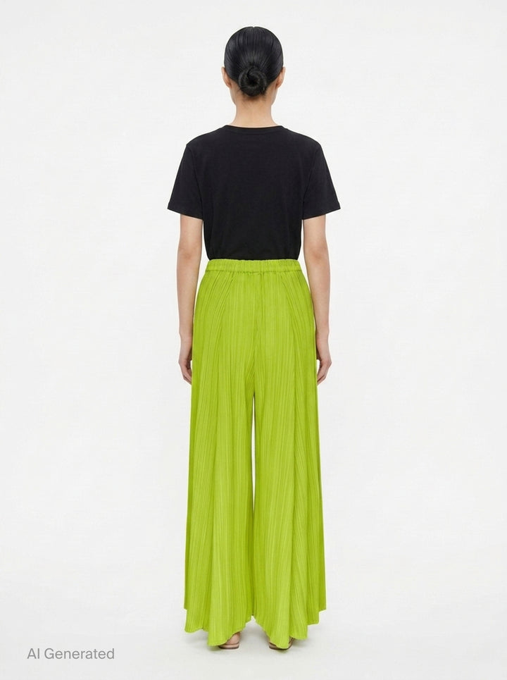Mellow Pleats | Pleats Please Issey Miyake | Club21 - back