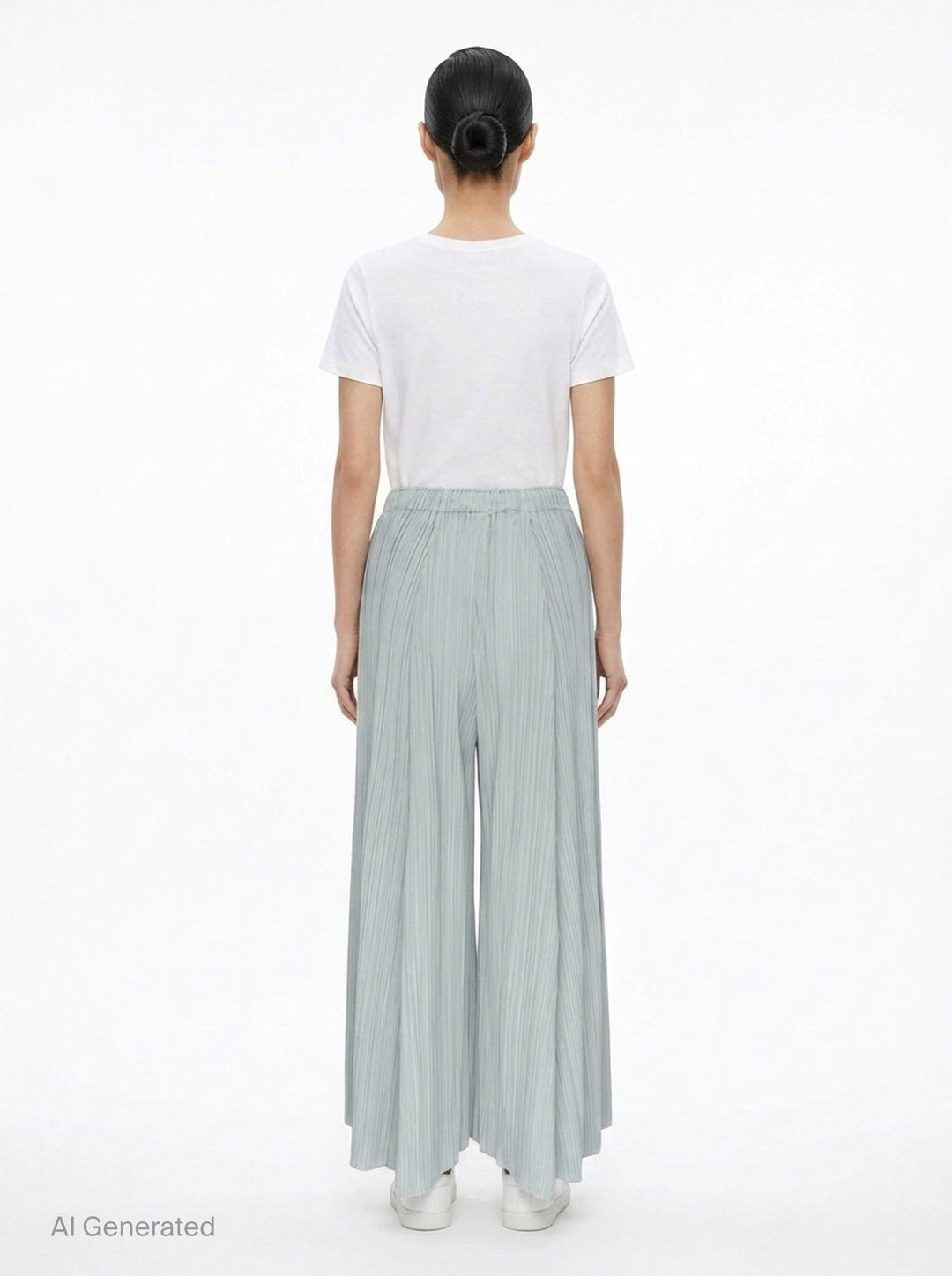 Mellow Pleats | Pleats Please Issey Miyake | Club21 - back