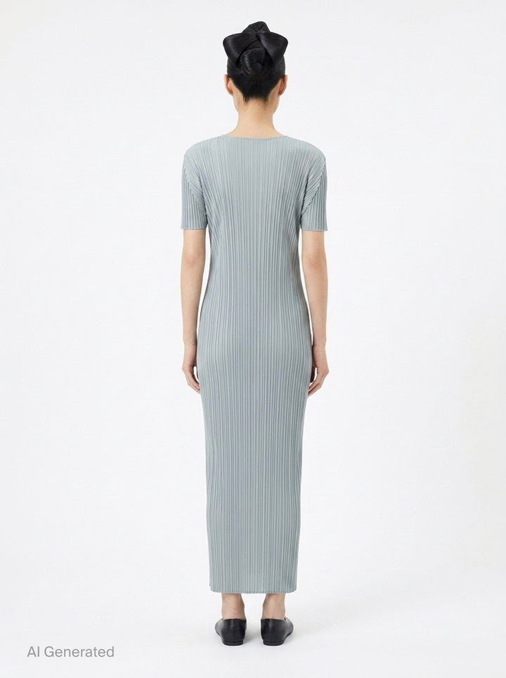 Monthly Colors : August | Pleats Please Issey Miyake | Club21 - back