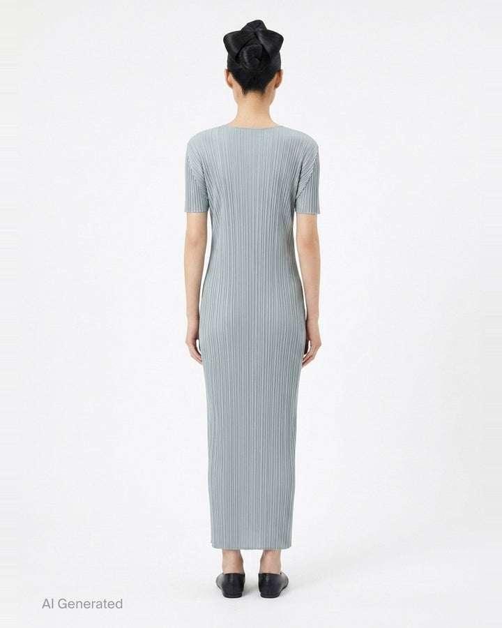 Monthly Colors : August | Pleats Please Issey Miyake | Club21 - back
