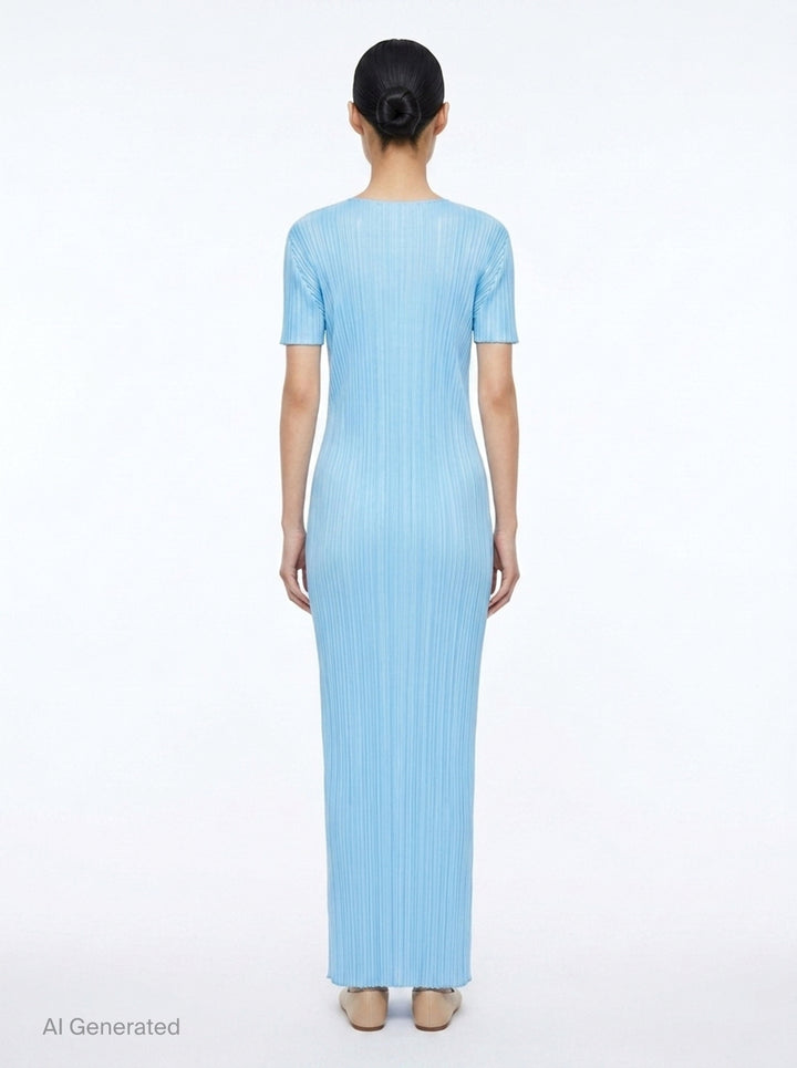 Monthly Colors : August | Pleats Please Issey Miyake | Club21 - back