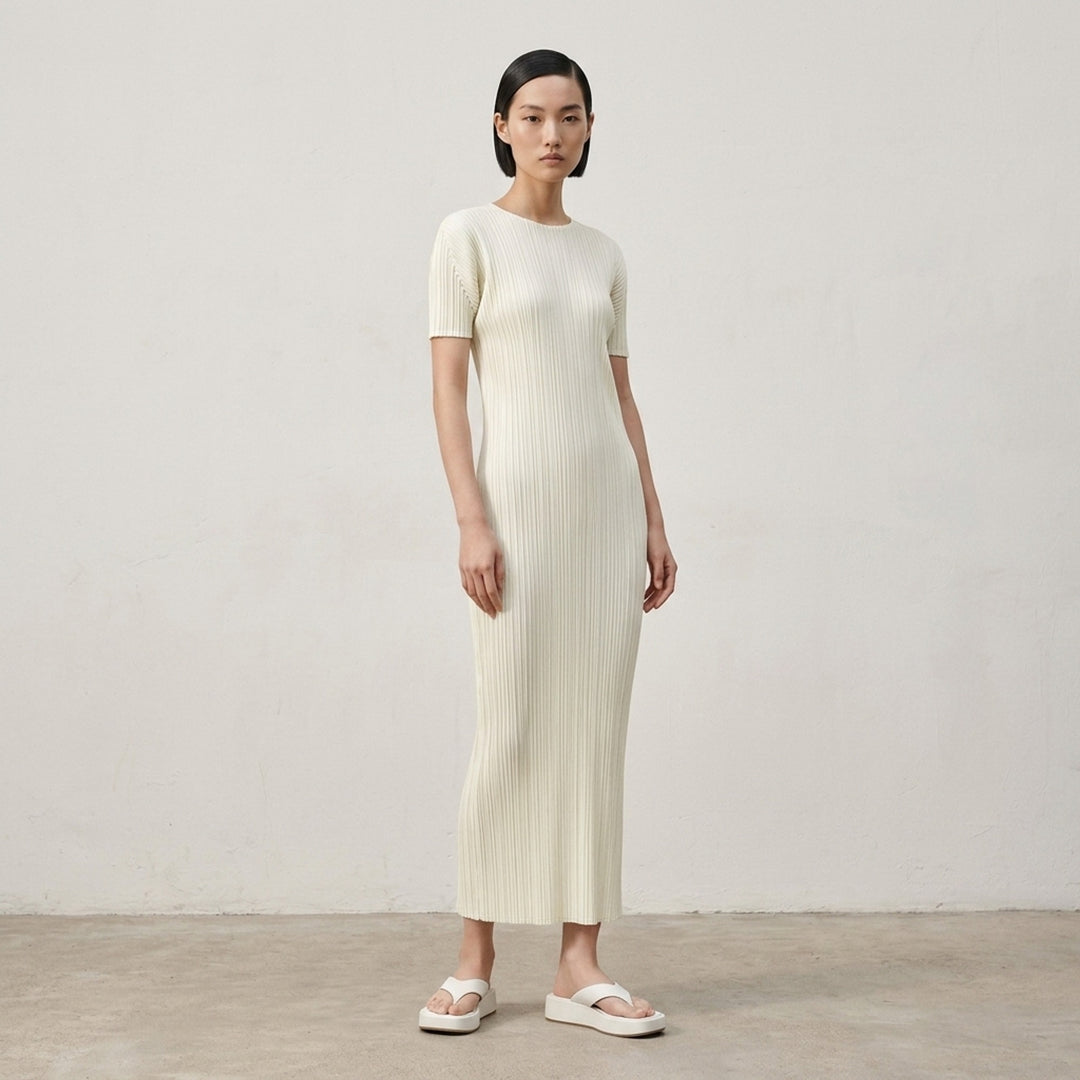 Monthly Colors : August | Pleats Please Issey Miyake | Club21 - lifestyle