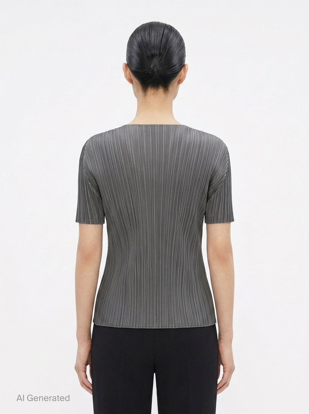 Monthly Colors : August | Pleats Please Issey Miyake | Club21 - back