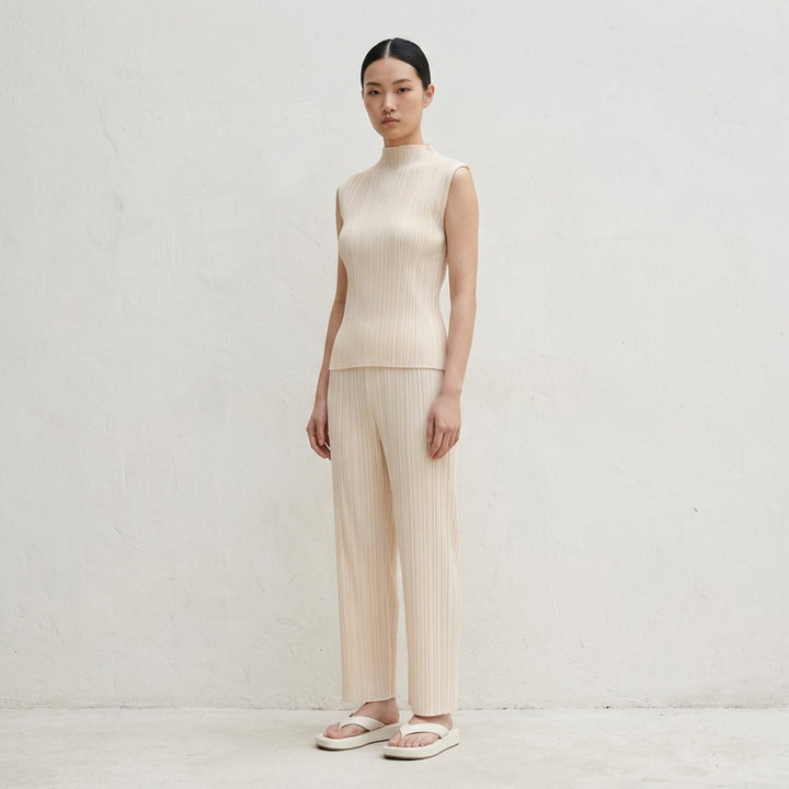 Monthly Colors : August | Pleats Please Issey Miyake | Club21 - lifestyle