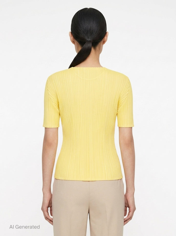 Monthly Colors : July | Pleats Please Issey Miyake | Club21 - back