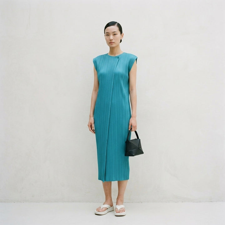 Monthly Colors : June | Pleats Please Issey Miyake | Club21 - lifestyle