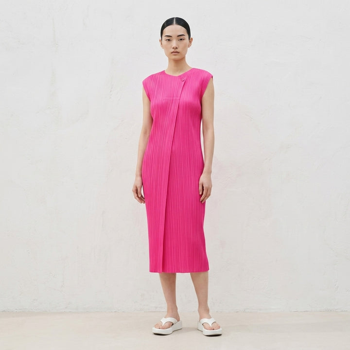 Monthly Colors : June | Pleats Please Issey Miyake | Club21 - lifestyle