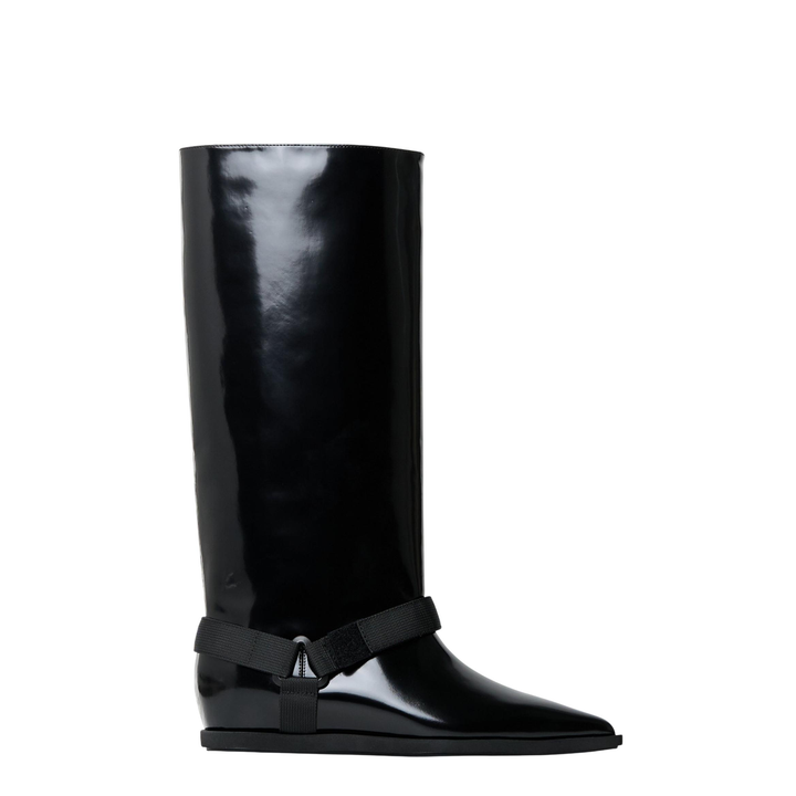 Botas có thắt lưng